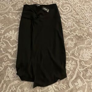 $60 msrp NWT Express silky midi skirt xs